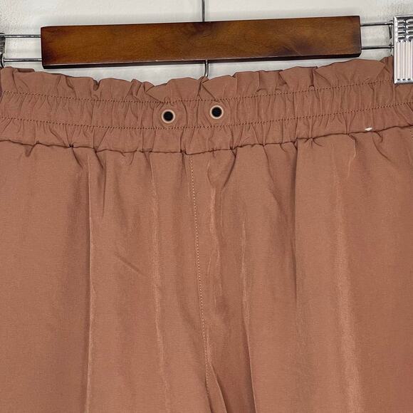 Mondetta shorts women's medium light weight deep mauve pink wide waist - Picture 3 of 12